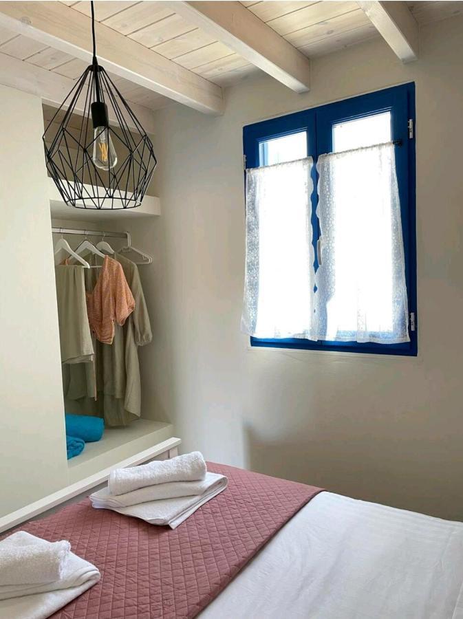 Villa Casa Porphyra à Chalki Town Extérieur photo